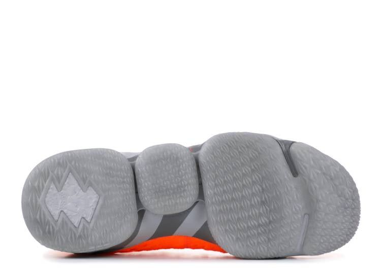 NIKE LEBRON 15 'ORANGE BOX' PE