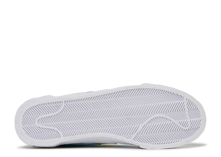 NIKE KAWS X SACAI X BLAZER LOW 'NEPTUNE BLUE'