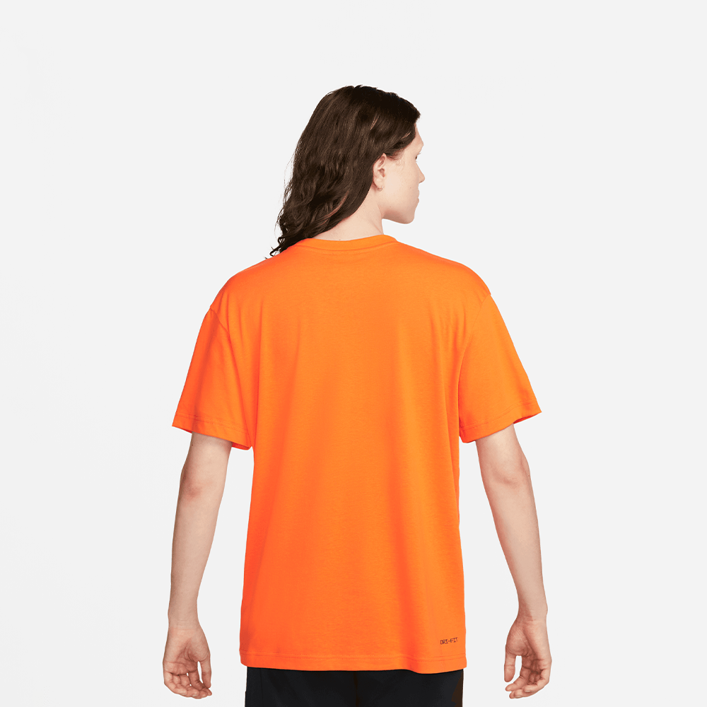 Nike Sportswear T-shirt (M)