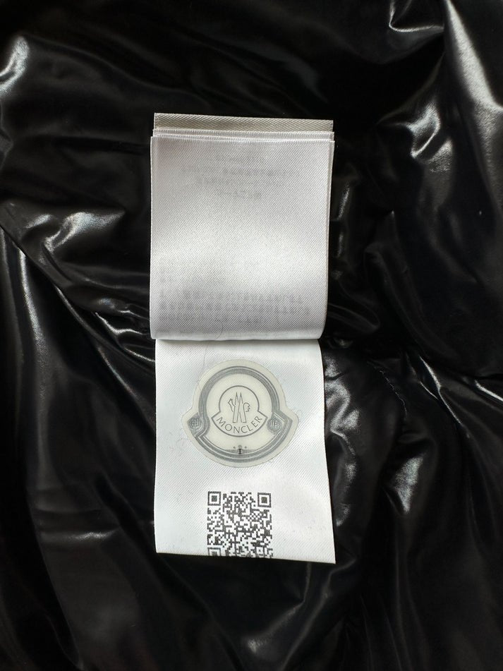 Montcla Logo Repeat Puffer Jacket