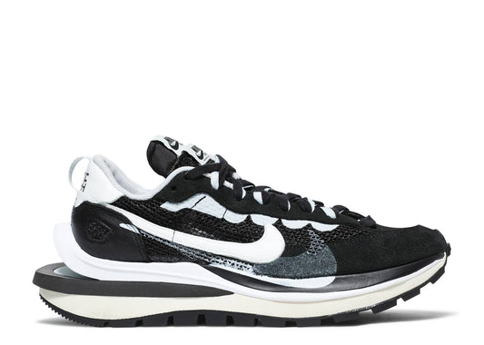 NIKE VAPORWAFFLE X SACAI 'BLACK WHITE'