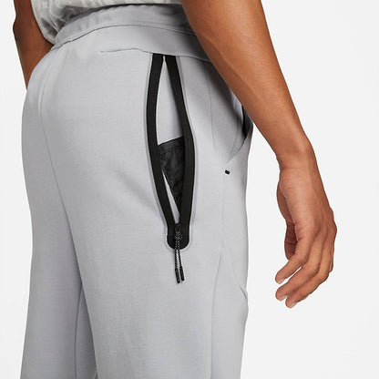 Nike Sportswear Tech Fleece Sweatpants 'Wolf Grey' CU4495-012