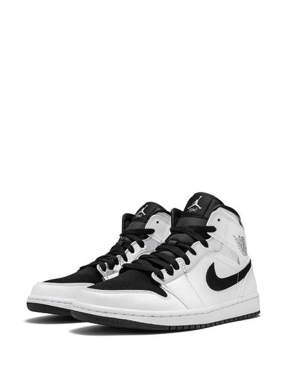 Nike Air Jordan 1 Mid Alternative Think 16 (Unisex)