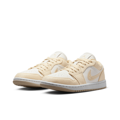 Air Jordan 1 Low SE (W)
